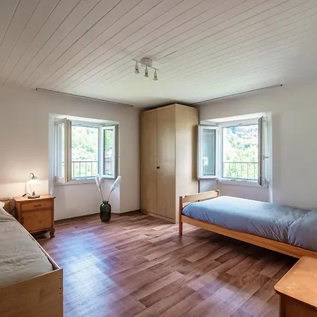 Apartment Stela - Rustic House In The Heart Of The Leventina